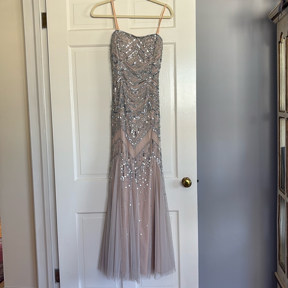 Adrianna Papell Sequined gown